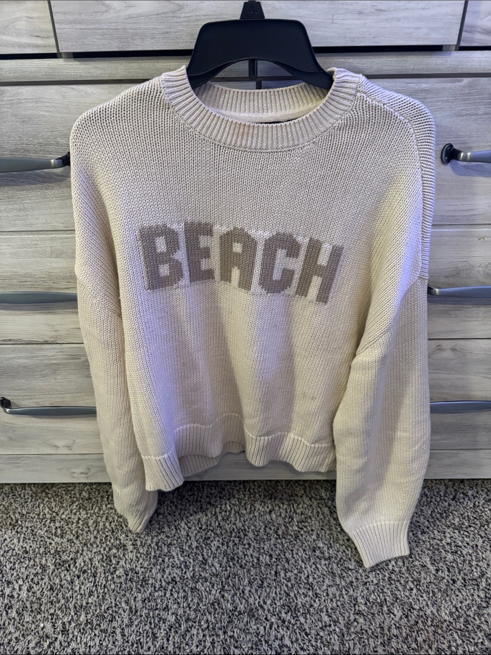 Crewneck 'BEACH' Graphic Sweater - Cream